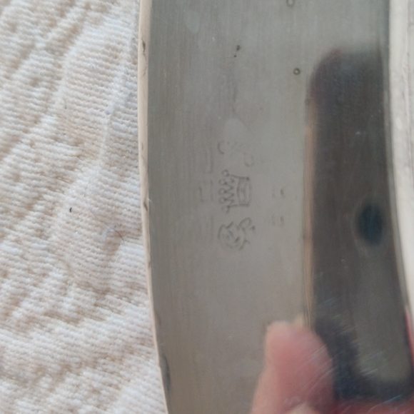 Vintage Oval Scalloped Edge Serving Dish - Picture 11 of 11